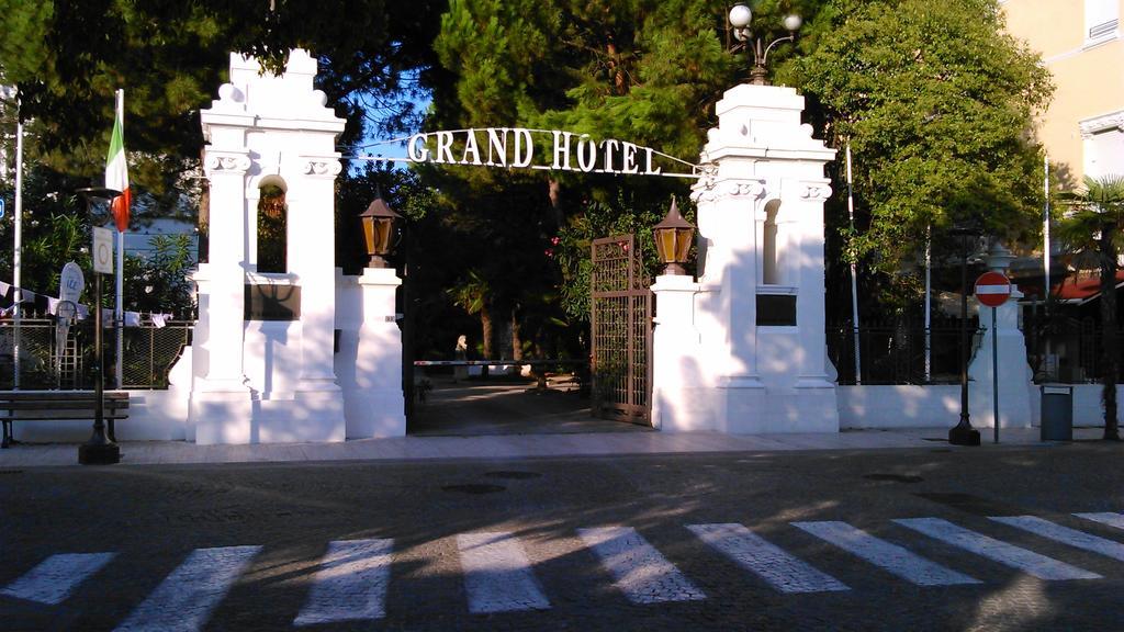 Residenza Grand Hotel Riccione Zewnętrze zdjęcie