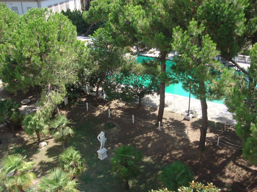 Residenza Grand Hotel Riccione Zewnętrze zdjęcie