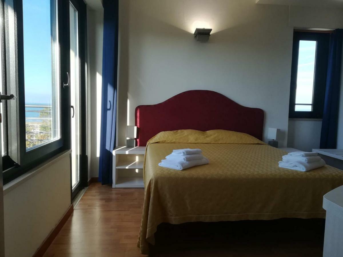Residenza Grand Hotel Riccione Zewnętrze zdjęcie
